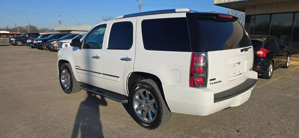 used 2012 GMC Yukon car, priced at $9,950