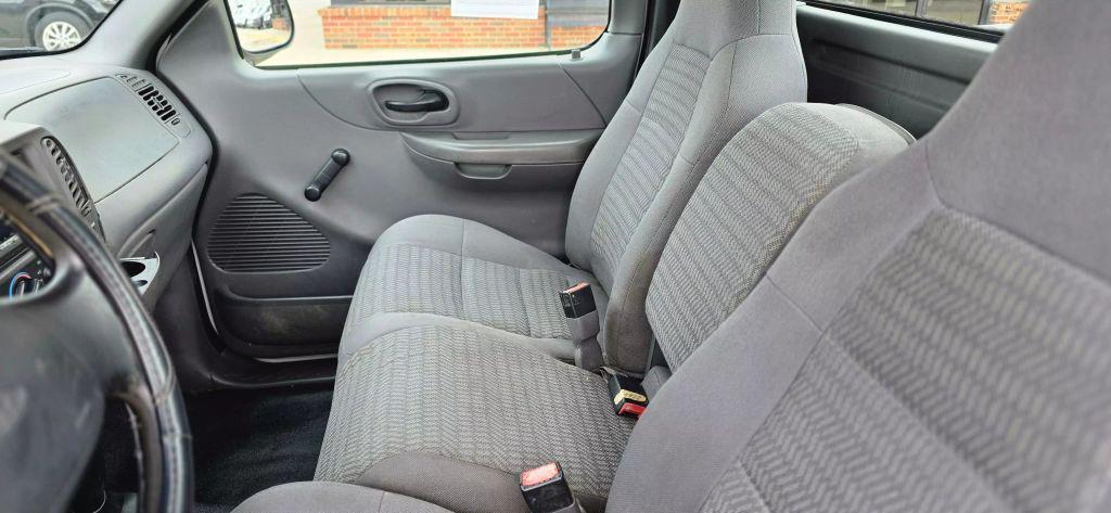 used 2001 Ford F-150 car, priced at $2,950