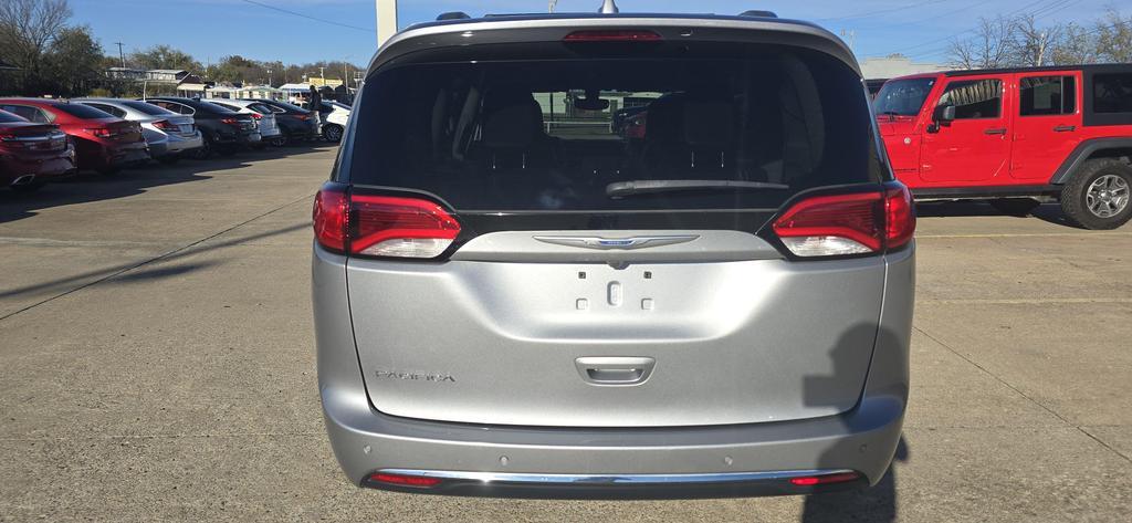 used 2018 Chrysler Pacifica car, priced at $12,950