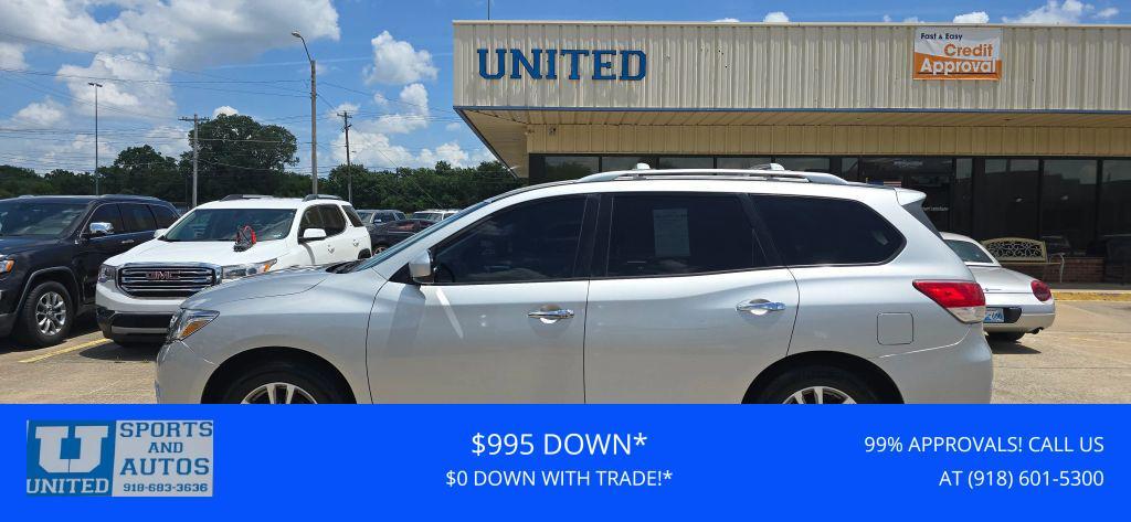 used 2015 Nissan Pathfinder car, priced at $6,880
