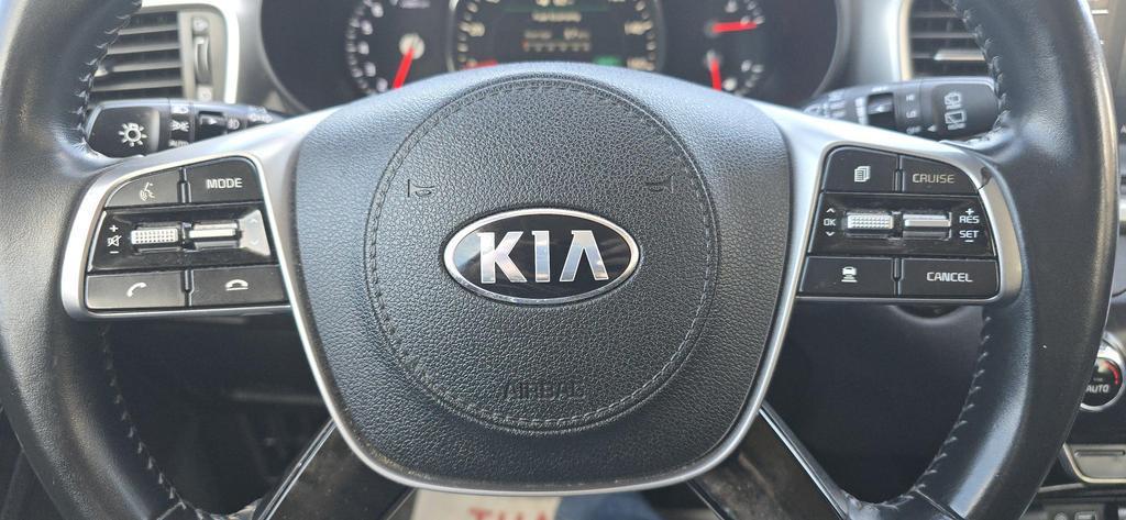 used 2019 Kia Sorento car, priced at $14,880