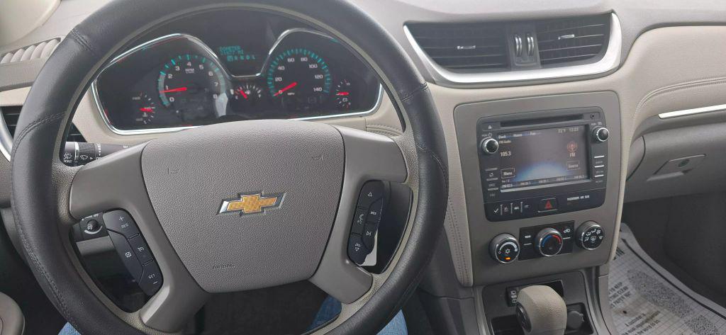used 2014 Chevrolet Traverse car, priced at $9,950