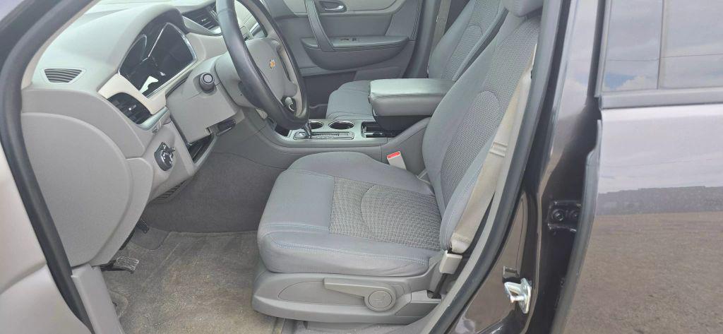 used 2014 Chevrolet Traverse car, priced at $9,950