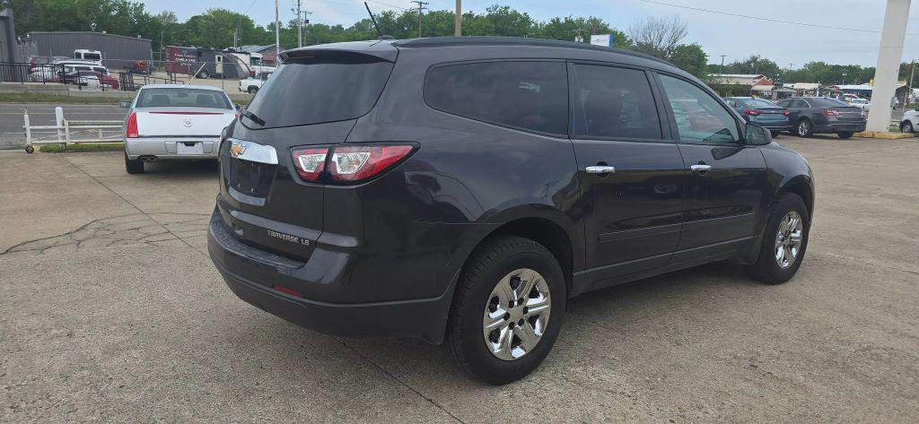 used 2014 Chevrolet Traverse car, priced at $9,950