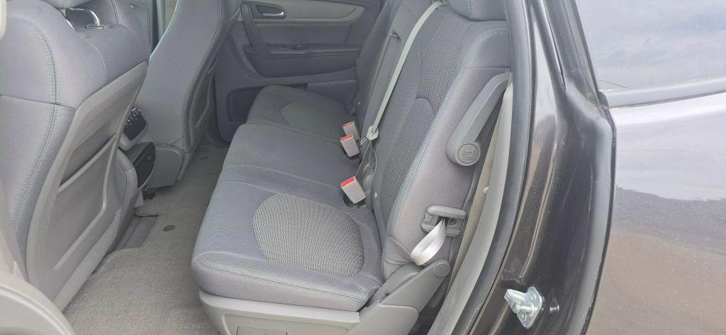 used 2014 Chevrolet Traverse car, priced at $9,950