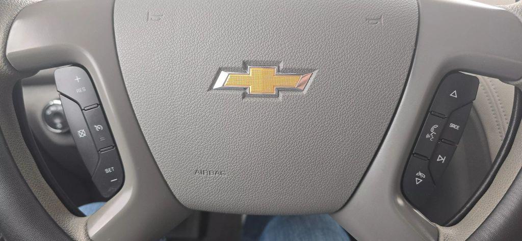 used 2014 Chevrolet Traverse car, priced at $9,950