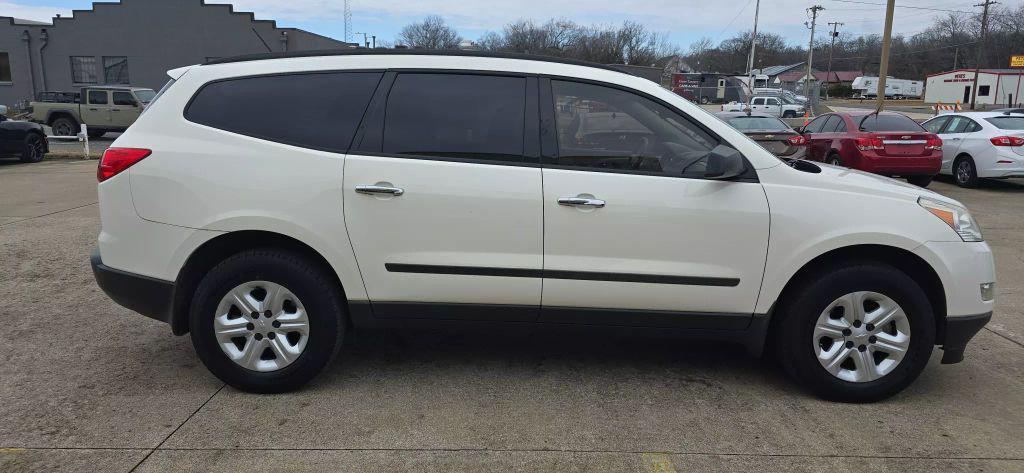 used 2012 Chevrolet Traverse car, priced at $5,950