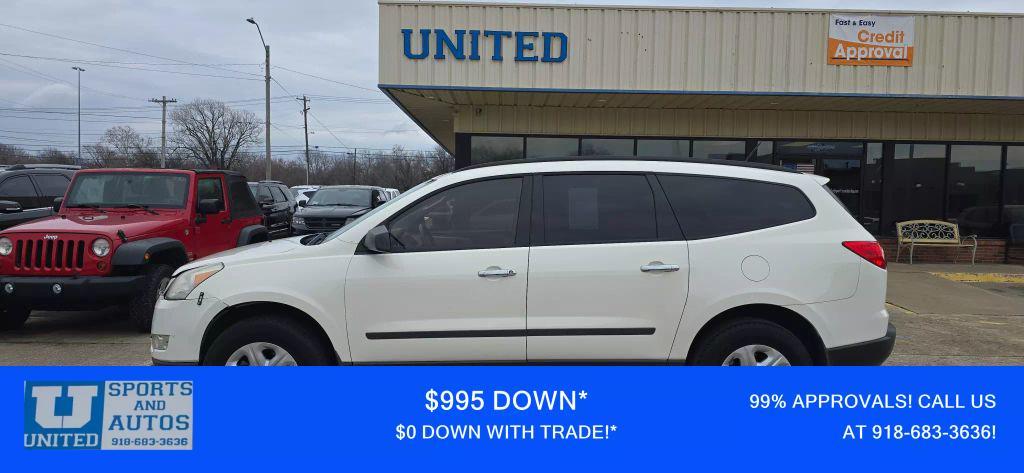 used 2012 Chevrolet Traverse car, priced at $5,950