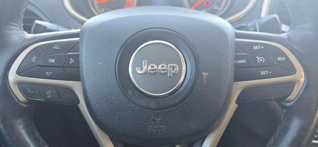 used 2015 Jeep Cherokee car, priced at $9,950