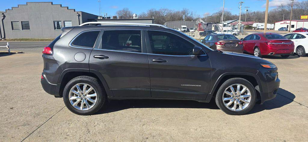 used 2015 Jeep Cherokee car, priced at $9,950