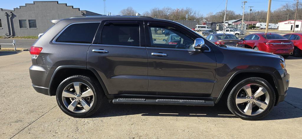 used 2015 Jeep Grand Cherokee car, priced at $12,880