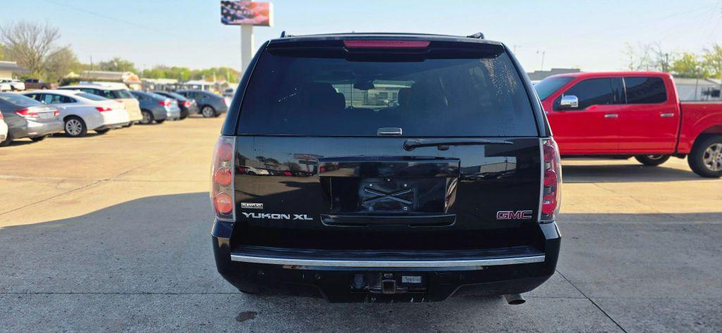 used 2011 GMC Yukon XL car, priced at $9,950