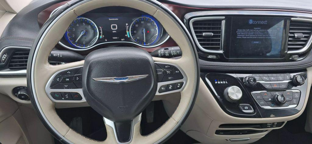 used 2017 Chrysler Pacifica car, priced at $12,650