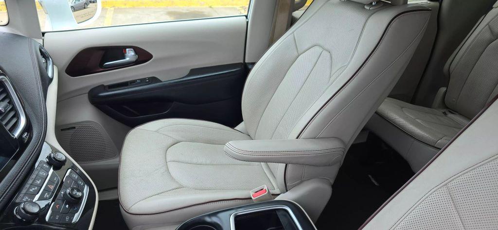 used 2017 Chrysler Pacifica car, priced at $12,650