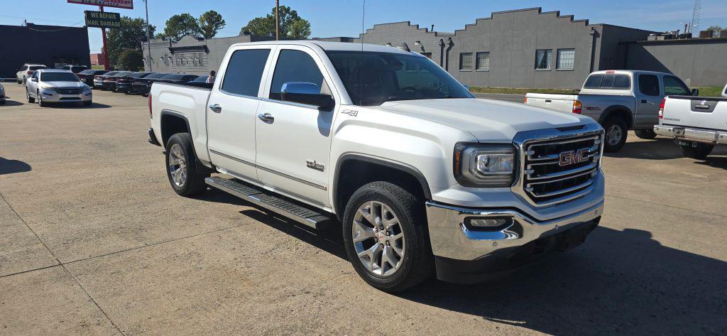 used 2018 GMC Sierra 1500 car, priced at $21,880