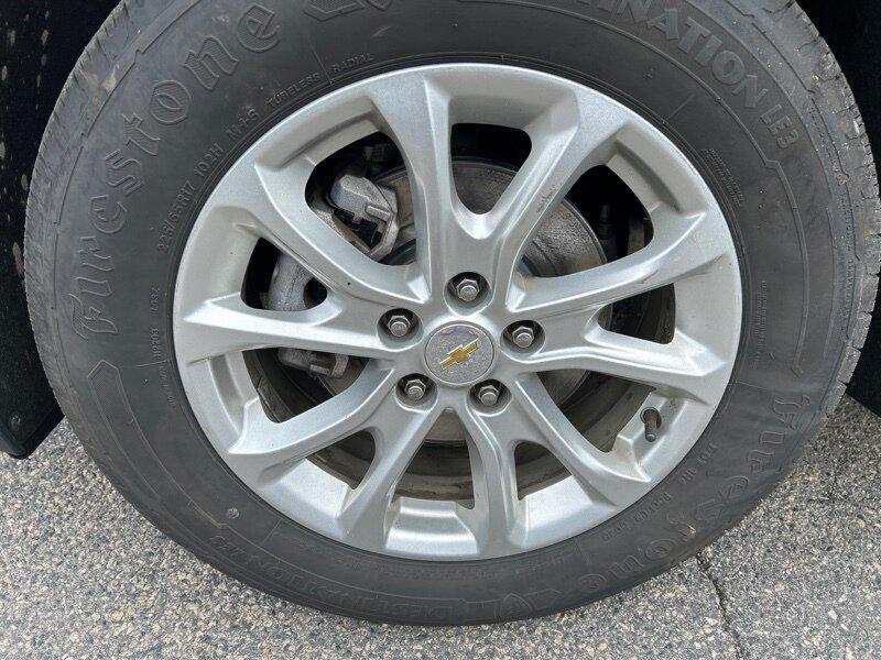 used 2021 Chevrolet Equinox car, priced at $10,495
