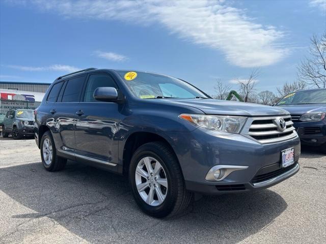 used 2013 Toyota Highlander car, priced at $14,995
