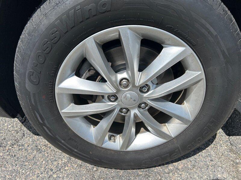 used 2016 Kia Sorento car, priced at $9,795