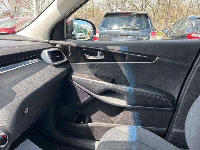 used 2016 Kia Sorento car, priced at $9,795