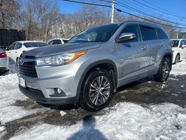 used 2016 Toyota Highlander car, priced at $18,995