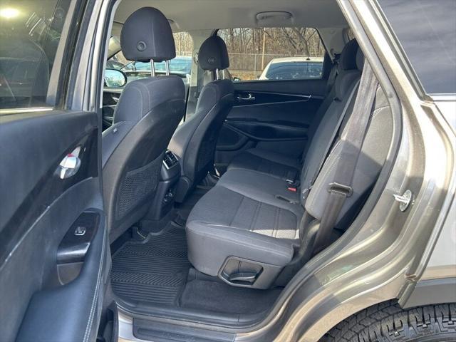 used 2018 Kia Sorento car, priced at $11,995