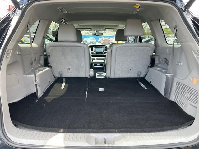 used 2015 Toyota Highlander car, priced at $16,995