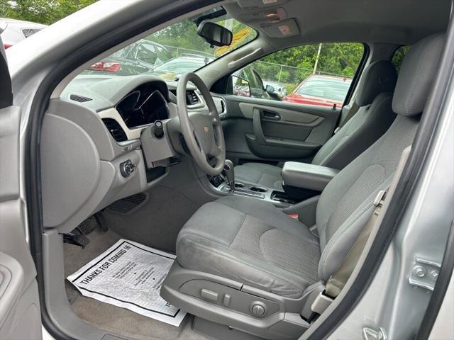 used 2017 Chevrolet Traverse car, priced at $12,995
