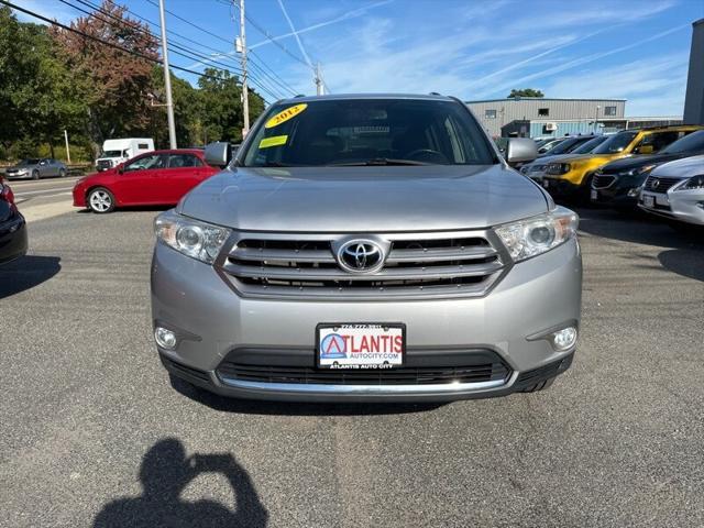 used 2012 Toyota Highlander car, priced at $13,995