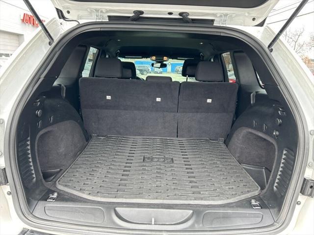 used 2017 Jeep Grand Cherokee car, priced at $14,995