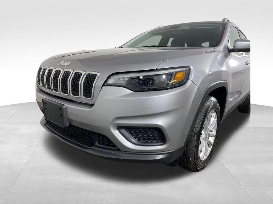 used 2020 Jeep Cherokee car, priced at $15,655