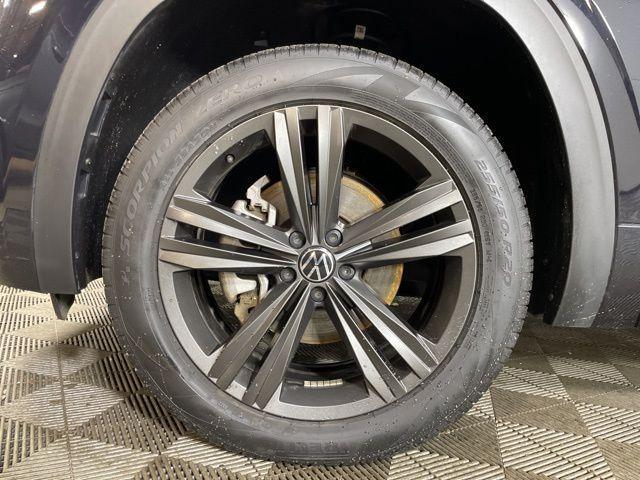 used 2022 Volkswagen Atlas Cross Sport car, priced at $29,000