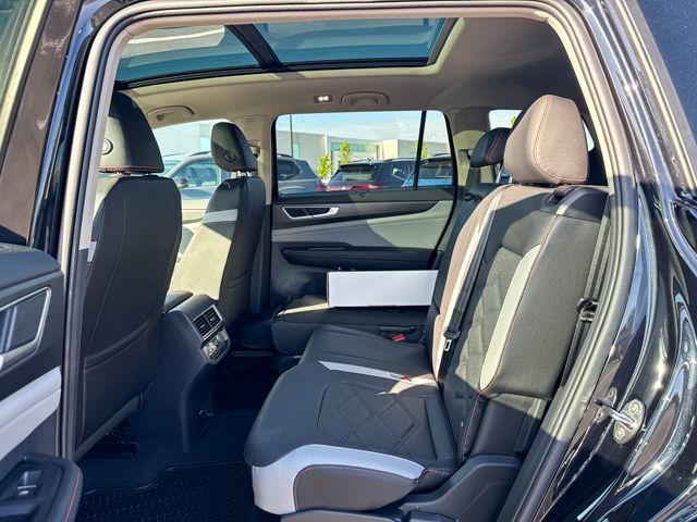new 2025 Volkswagen Atlas car, priced at $47,906