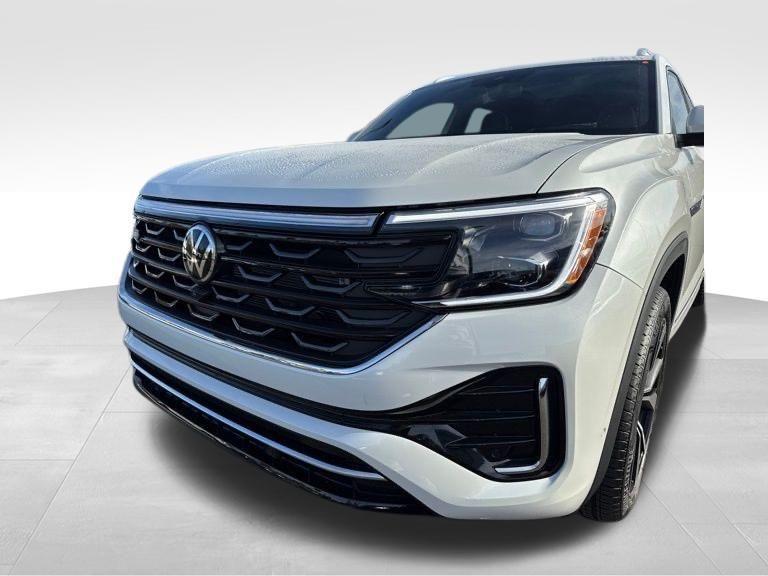 new 2025 Volkswagen Atlas Cross Sport car, priced at $55,351