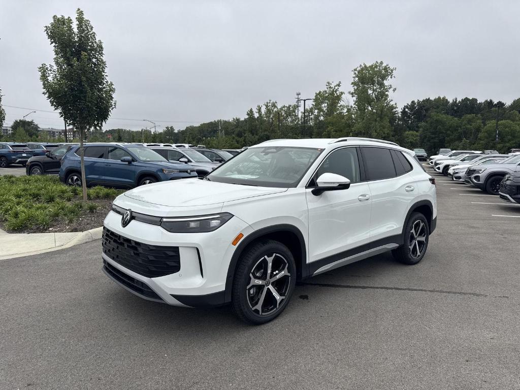 new 2025 Volkswagen Tiguan car, priced at $35,623