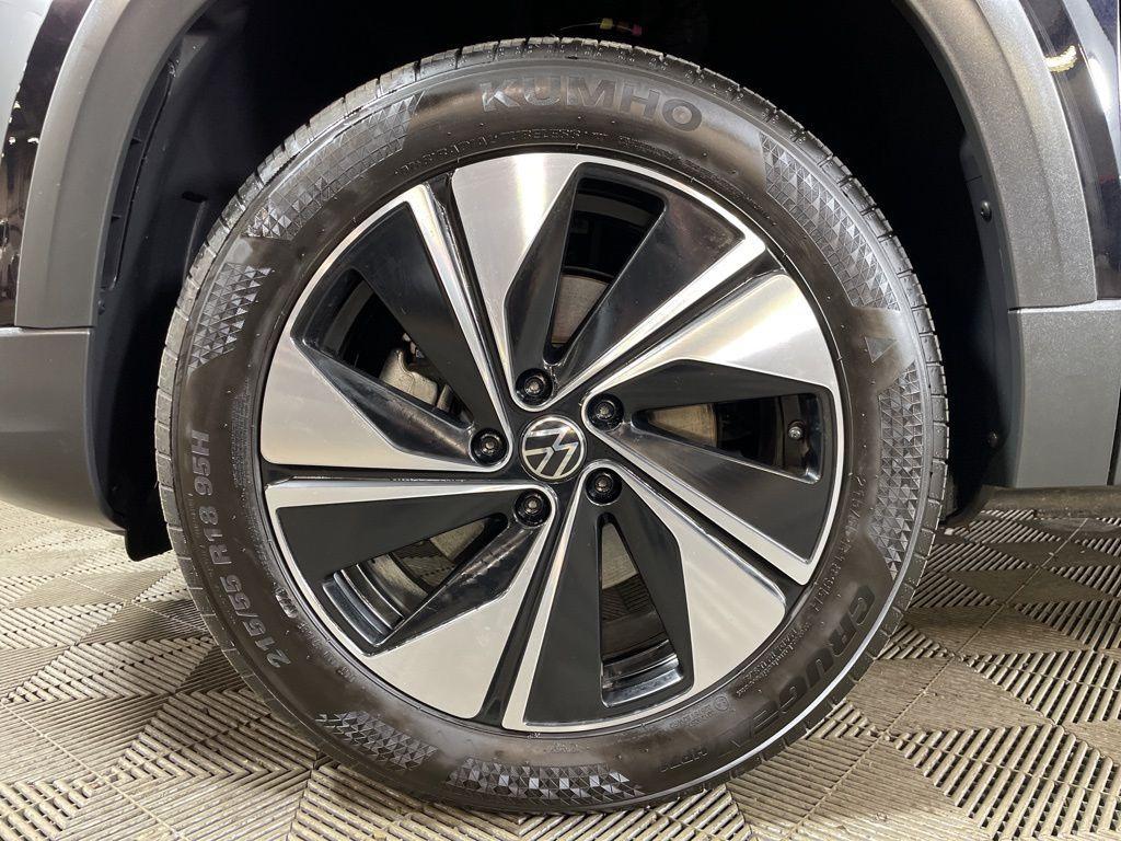 used 2024 Volkswagen Taos car, priced at $26,989