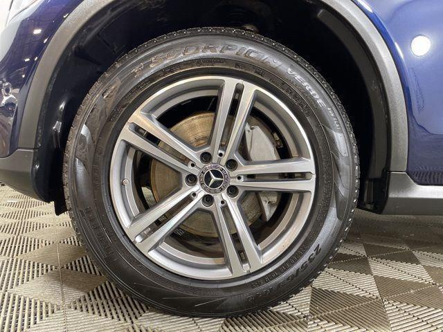 used 2022 Mercedes-Benz GLC 300 car, priced at $35,532