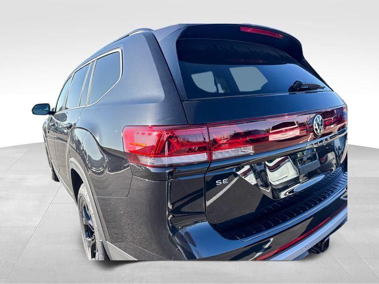 new 2025 Volkswagen Atlas car, priced at $47,906