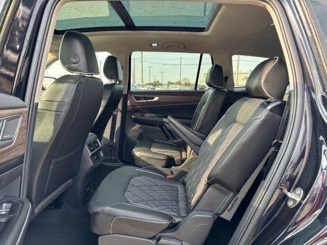 new 2025 Volkswagen Atlas car, priced at $55,312