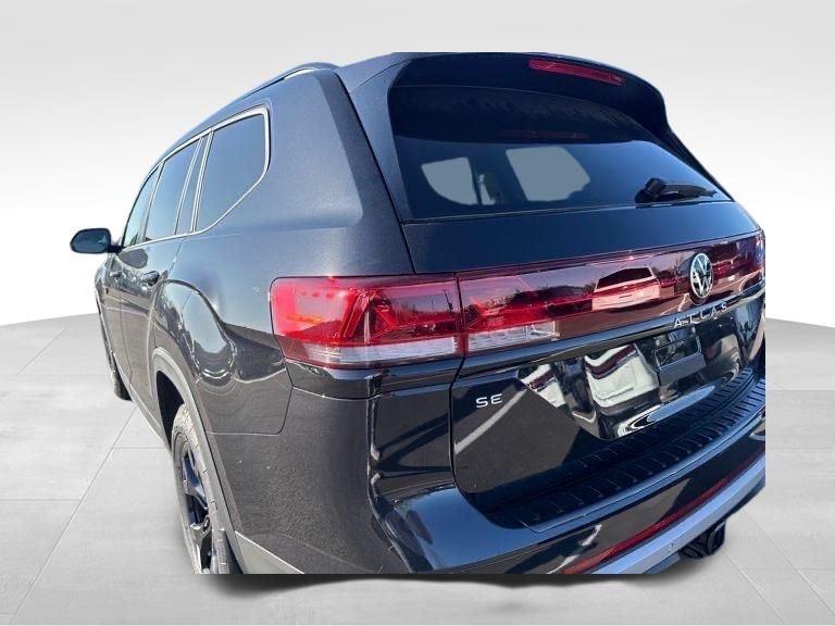 new 2025 Volkswagen Atlas car, priced at $47,906