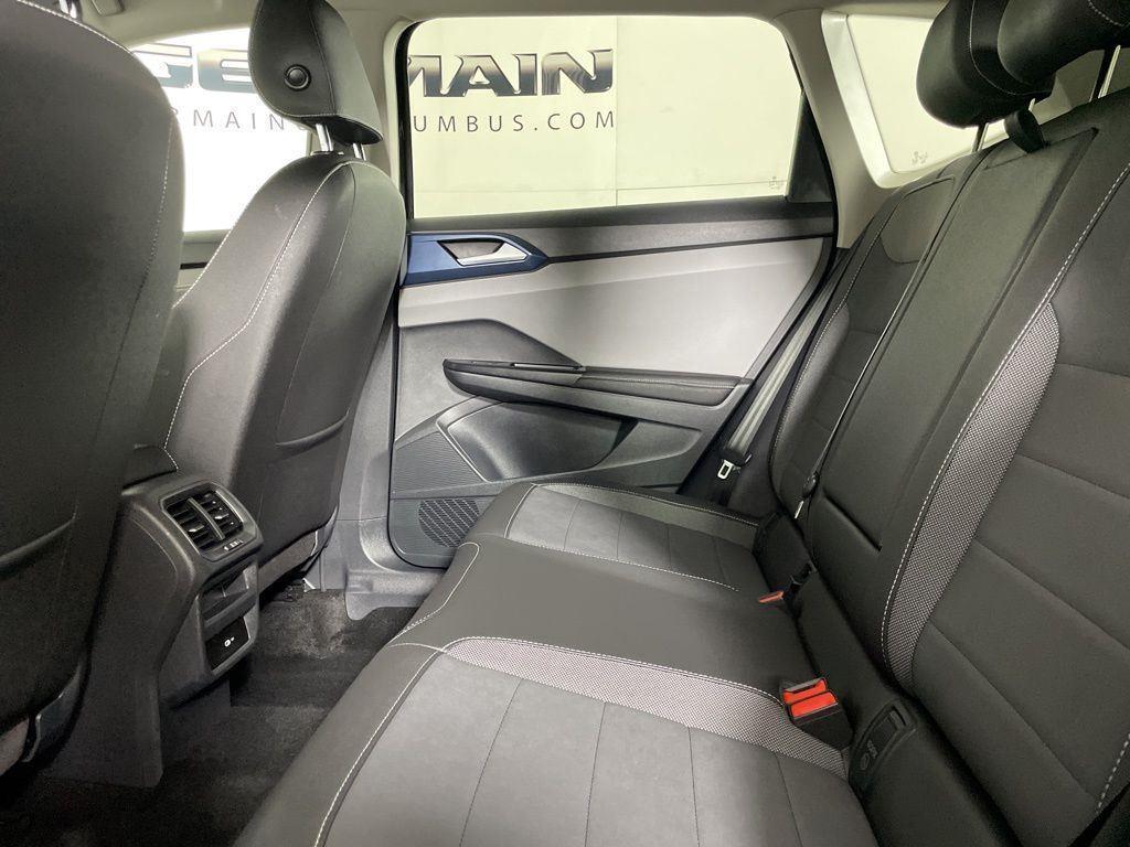 used 2024 Volkswagen Taos car