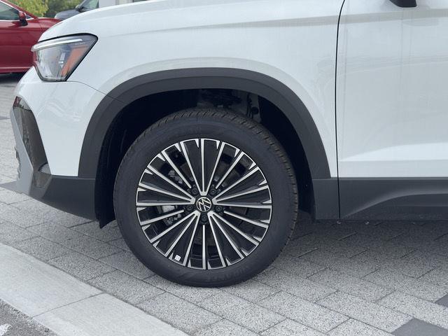 new 2025 Volkswagen Taos car, priced at $29,103