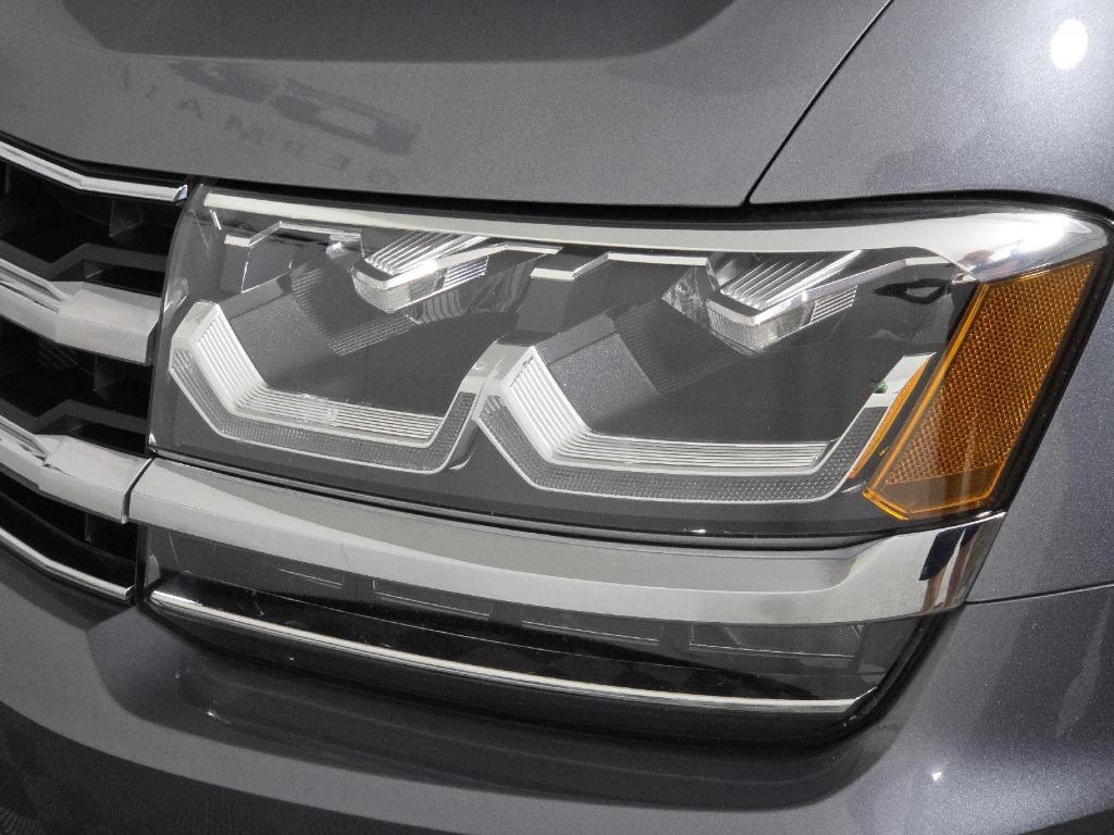 used 2018 Volkswagen Atlas car, priced at $18,000
