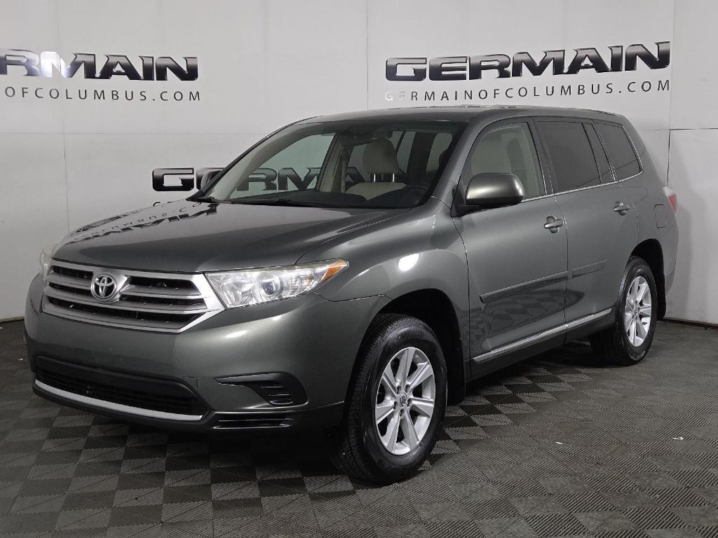 used 2013 Toyota Highlander car, priced at $9,778