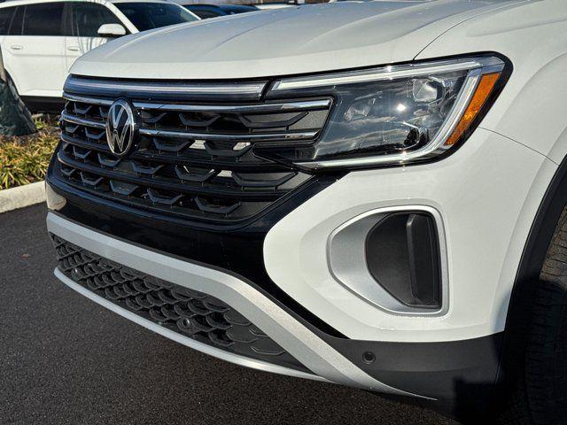 new 2025 Volkswagen Atlas car, priced at $47,948