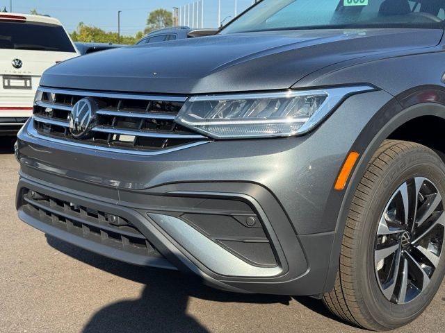 new 2024 Volkswagen Tiguan car, priced at $31,444