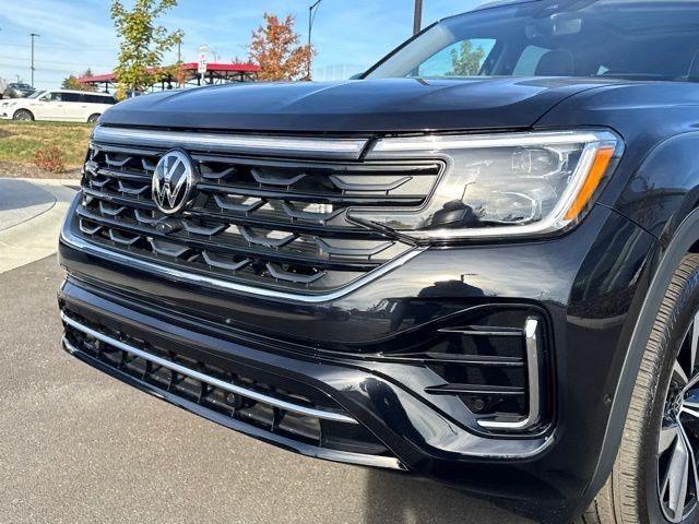 new 2025 Volkswagen Atlas car, priced at $55,909