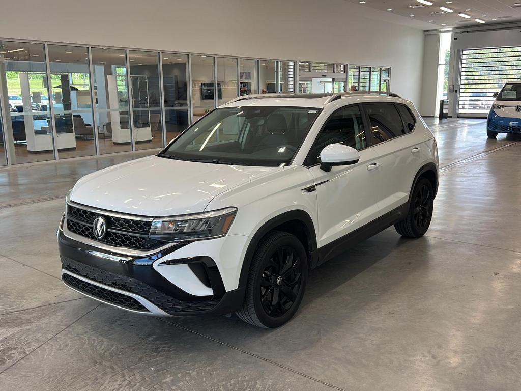 used 2022 Volkswagen Taos car