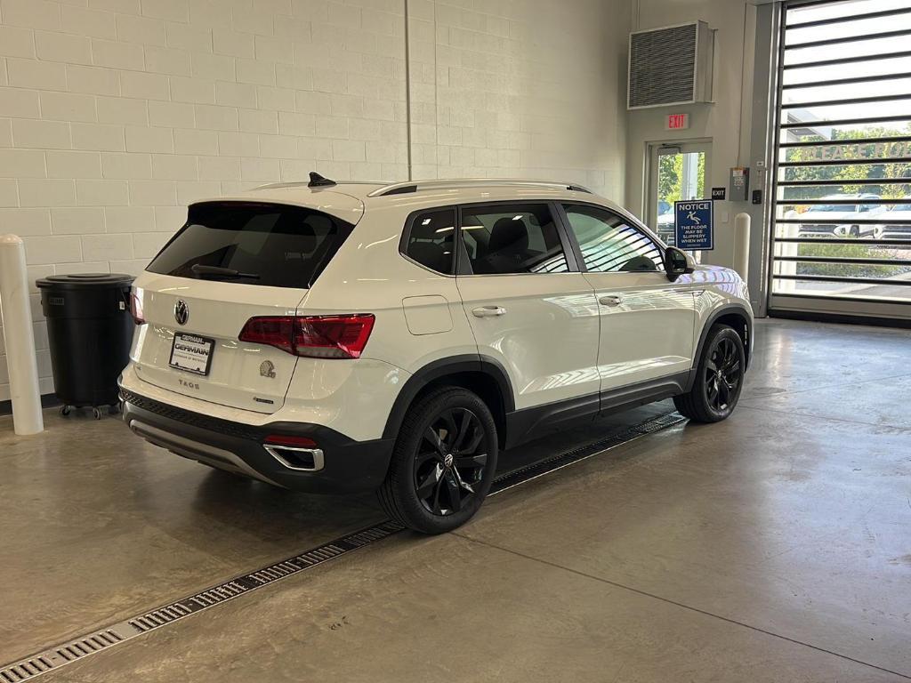 used 2022 Volkswagen Taos car
