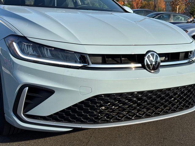 new 2025 Volkswagen Jetta car, priced at $27,111