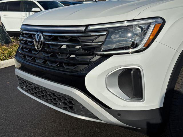 new 2025 Volkswagen Atlas car, priced at $48,264